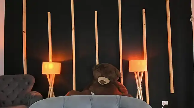 vampy dolll online show from 12.14.24