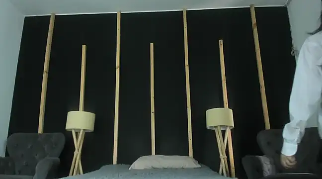 vampy dolll online show from 12.22.24