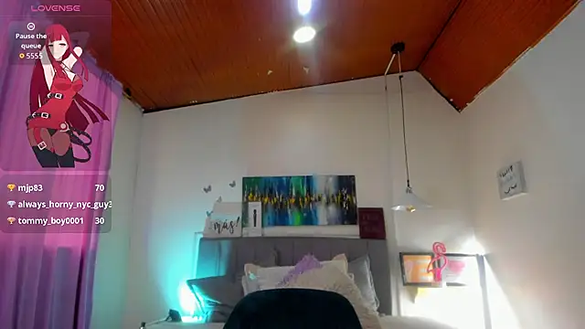 Snapshot of _lara1 chatting on 10.12.25 lara1 online show from 10.12.25