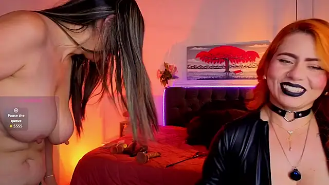 Snapshot of _lara1 chatting on 11.05.25 lara1 online show from 11.05.25