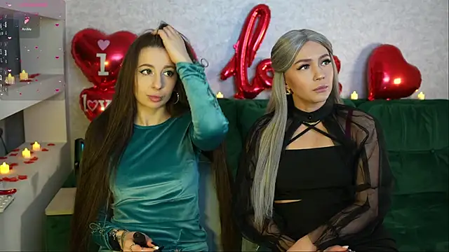 BestModelsDuo online show from 02.15.25