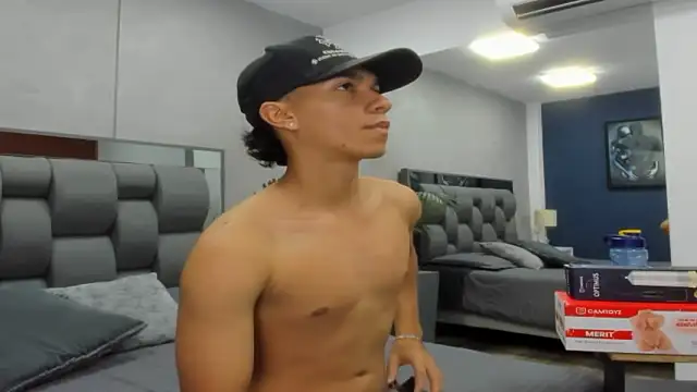 Snapshot of ricky_backus chatting on 03.04.26 ricky backus online show from 03.04.26