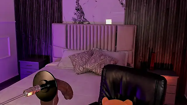 Lillyortiz online show from 02.13.26