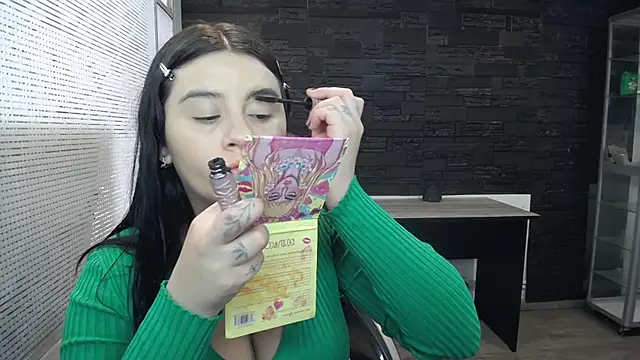 SaraBraun  online show from 01.03.25