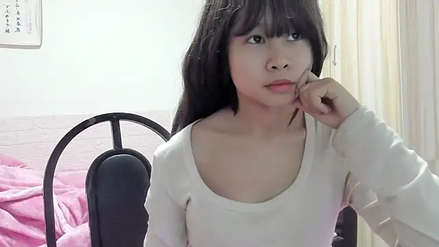 Snapshot of gunian chatting on 03.22.25 gunian online show from 03.22.25