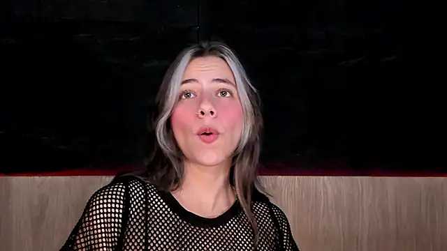 Snapshot of ArtemisaBlake chatting on 02.10.25 ArtemisaBlake online show from 02.10.25