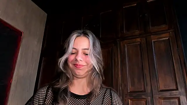 Snapshot of ArtemisaBlake chatting on 02.11.25 ArtemisaBlake online show from 02.11.25