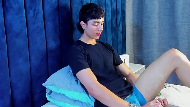 Snapshot of JoshRashfordd chatting on 03.04.25 JoshRashfordd online show from 03.04.25