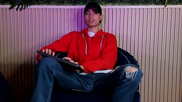 Snapshot of JoshRashfordd chatting on 09.23.25 JoshRashfordd online show from 09.23.25