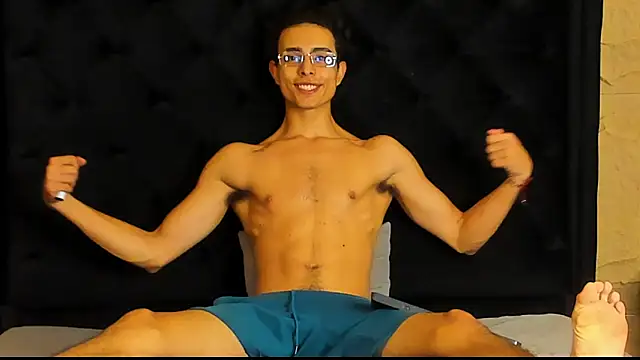 Snapshot of JoshRashfordd chatting on 10.03.25 JoshRashfordd online show from 10.03.25