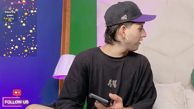 Snapshot of sett_and_gwen chatting on 06.24.26 sett and gwen online show from 06.24.26