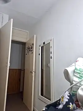 Jazmin-Cerezita online show from 02.28.26