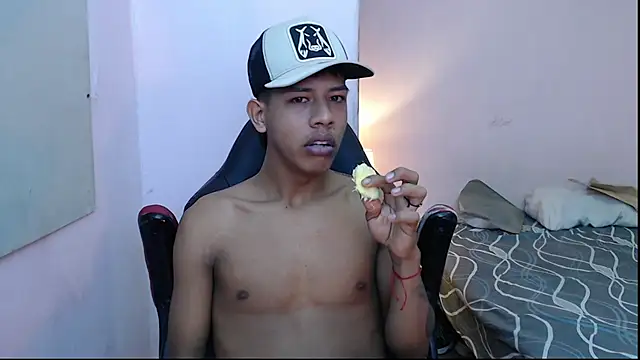 mr stiven  online show from 01.08.25