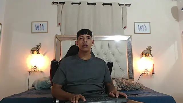 mr stiven  online show from 09.09.25