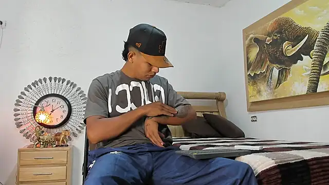 mr stiven  online show from 04.12.26