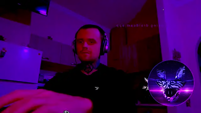 HappyZebra13 online show from 02.13.25