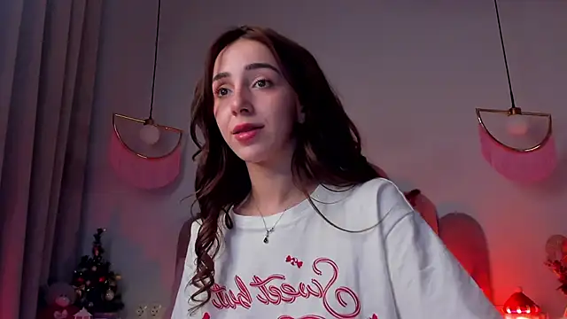 ElsaYoung online show from 12.25.24