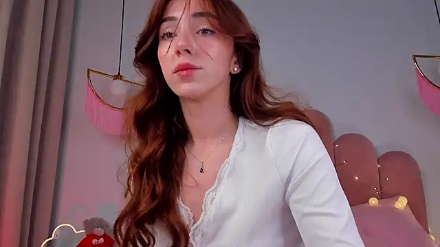 ElsaYoung online show from 01.08.25