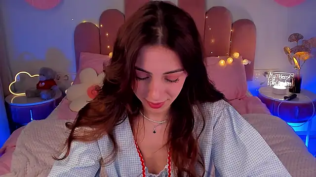 ElsaYoung online show from 01.25.25