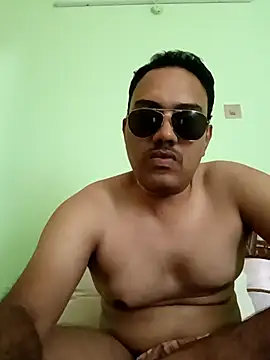 farhaanmacho online show from 04.10.26