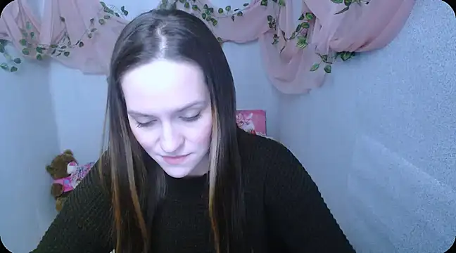 Lina Star S online show from 12.16.24