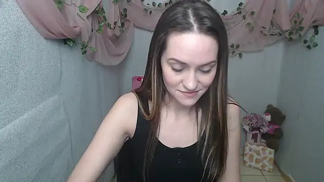 Lina Star S online show from 01.07.25