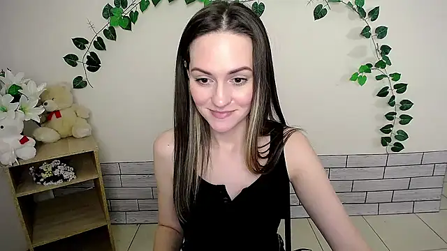 Lina Star S online show from 01.24.25