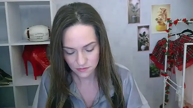 Lina Star S online show from 01.16.26