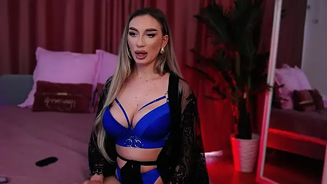 Snapshot of FelyJolie chatting on 02.01.25 FelyJolie online show from 02.01.25