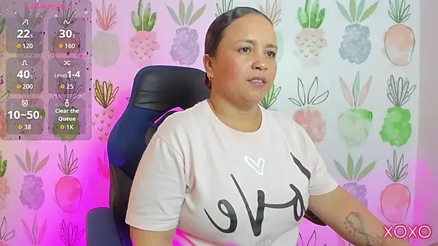 linda rios  online show from 10.06.25