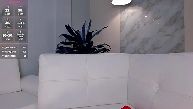 MiaFarrell  online show from 02.24.25