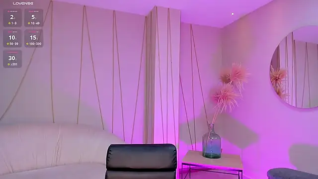 BellaCarteer  online show from 02.20.25