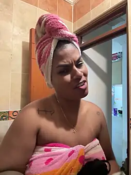 Snapshot of Naticol1 chatting on 01.05.25 Naticol1 online show from 01.05.25