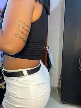 Snapshot of Naticol1 chatting on 01.21.25 Naticol1 online show from 01.21.25