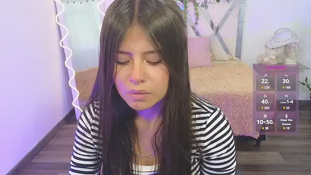 Snapshot of kittystart_tay chatting on 01.17.25 kittystart tay online show from 01.17.25