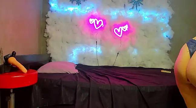 ladies of pleasure69 online show from 02.04.25