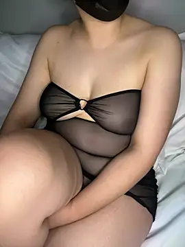 Snapshot of Gamzemm8888 chatting on 02.12.25 Gamzemm8888 online show from 02.12.25