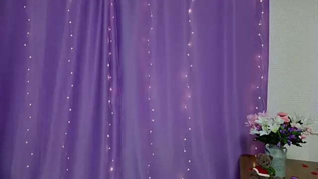 Lana  Cute  online show from 04.21.26