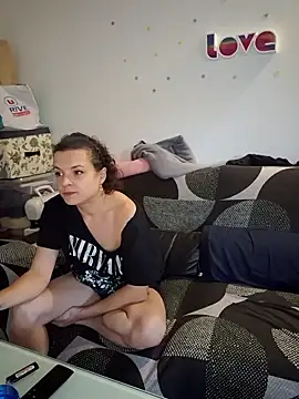 jourdinio13 online show from 10.12.25