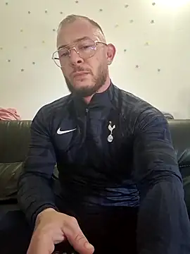 jourdinio13 online show from 11.16.25