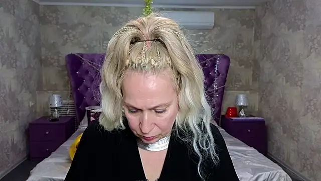 Penelope Pinky online show from 01.19.25