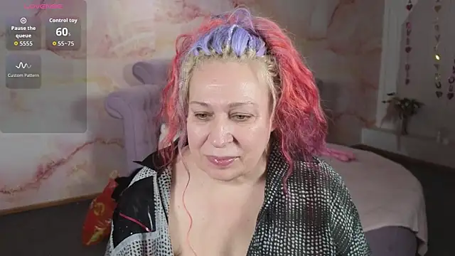 Penelope Pinky online show from 11.29.25