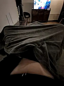 Snapshot of use_me69 chatting on 03.30.26 use me69 online show from 03.30.26