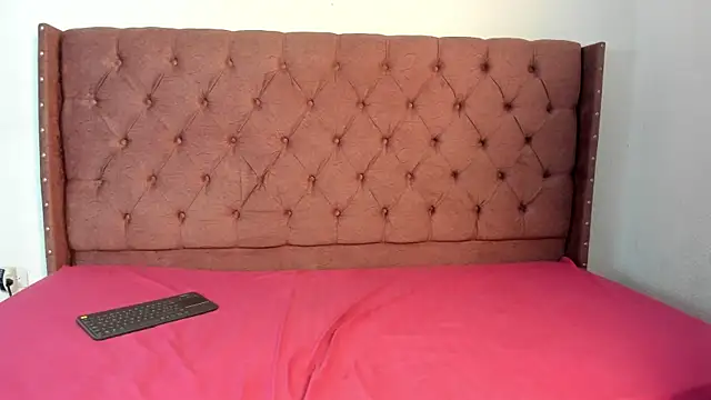 lau hotfox online show from 12.16.25