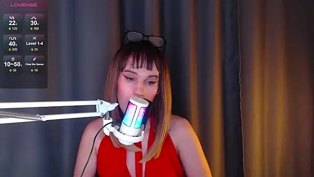 Snapshot of Cassie_Bae chatting on 03.16.25 Cassie Bae online show from 03.16.25