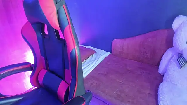 milufontier online show from 04.17.26