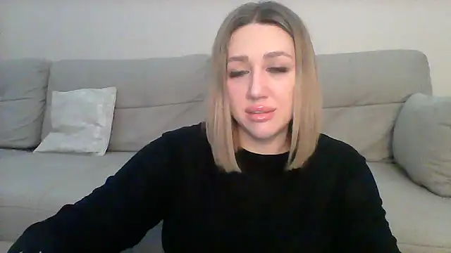 VickyLove047 online show from 02.12.25