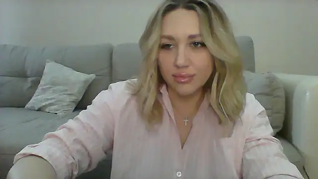VickyLove047 online show from 09.18.25