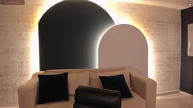 Snapshot of FernandaX1 chatting on 01.19.25 FernandaX1 online show from 01.19.25