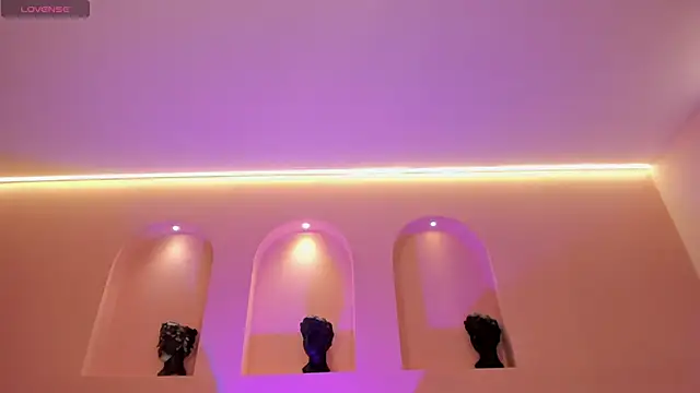 Snapshot of FernandaX1 chatting on 01.27.25 FernandaX1 online show from 01.27.25